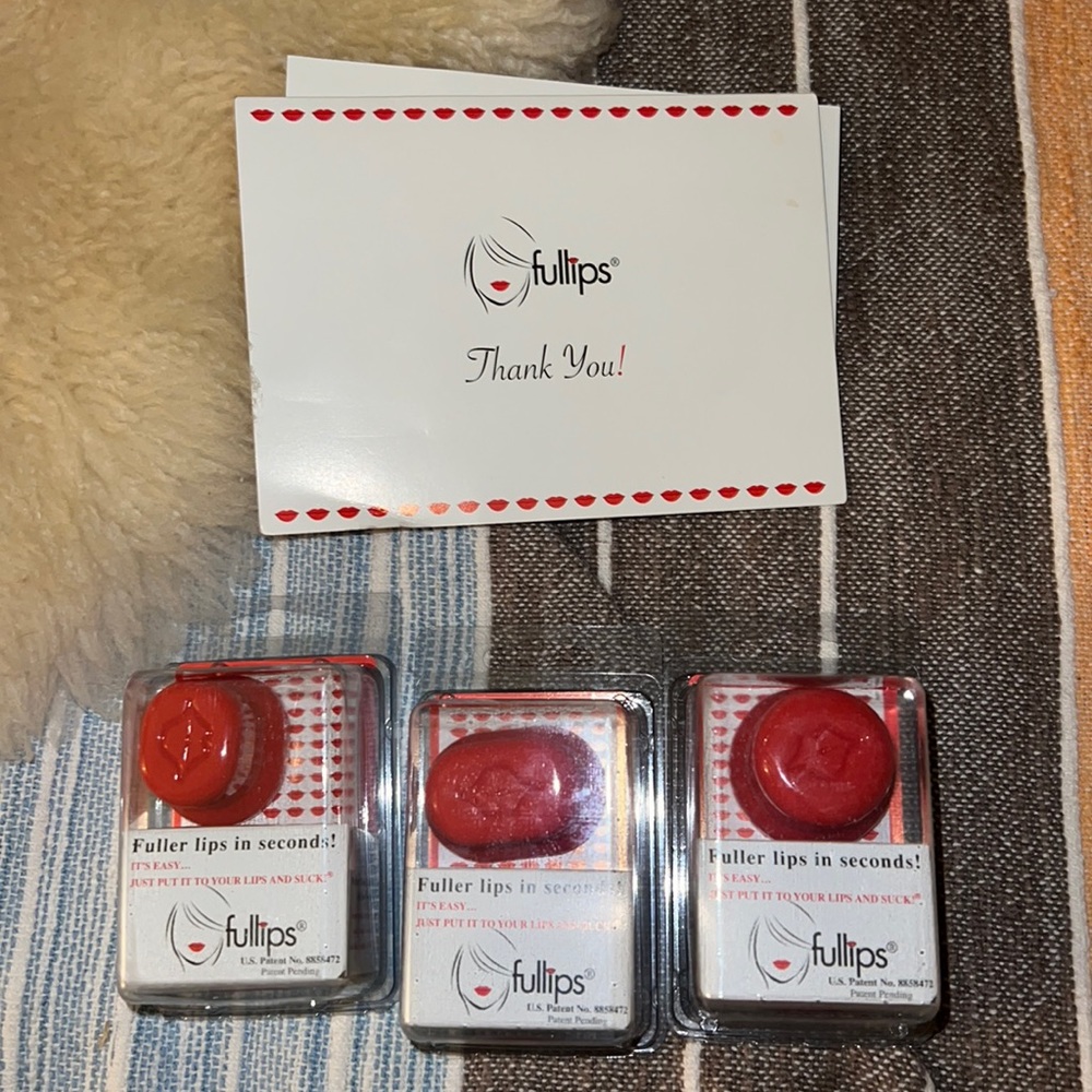 FULLIPS lip enhancer NWT